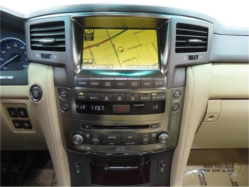 Used 2011 Lexus LX 570 4WD image 48