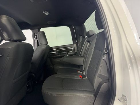Certified 2025 RAM 2500 Big Horn AWD/4WD image 24