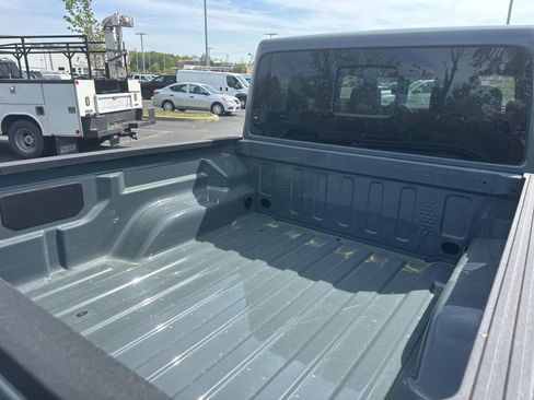New 2026 Jeep Gladiator Mojave image 13