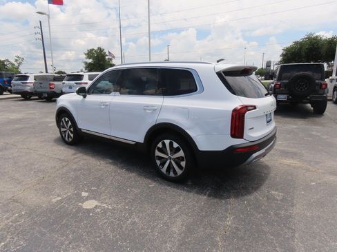 Used 2022 Kia Telluride S AWD/4WD image 16