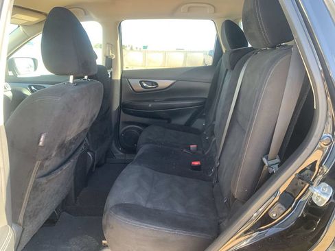 Used 2016 Nissan Rogue S w/ S Family Package FWD image 24