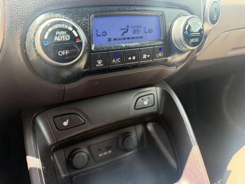 Used 2013 Hyundai Tucson Limited w/ Premium Pkg AWD/4WD image 18