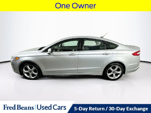 Used 2016 Ford Fusion SE FWD image 5