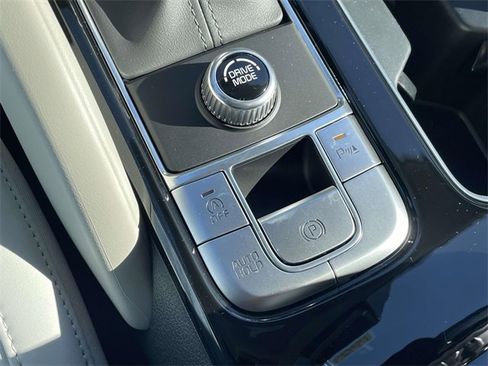 New 2025 Kia Telluride S image 40