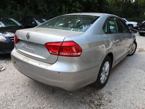 Used 2012 Volkswagen Passat 2.5 S FWD image 6