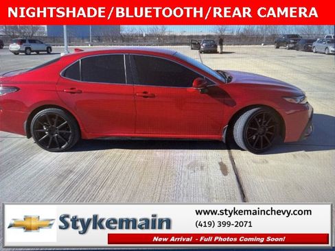 Used 2022 Toyota Camry SE w/ Convenience Package image 8