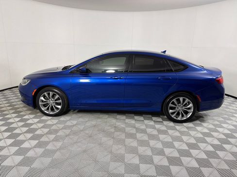 Used 2015 Chrysler 200 S w/ Navigation & Sound Group I FWD image 8