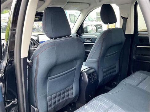 Used 2024 Ford Bronco Sport Heritage w/ Heritage Convenience Package AWD/4WD image 21
