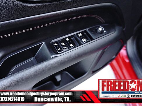 Certified 2023 Jeep Compass Limited image 40