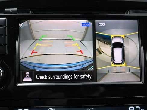 Used 2019 Nissan Rogue SL w/ Premium Package image 23