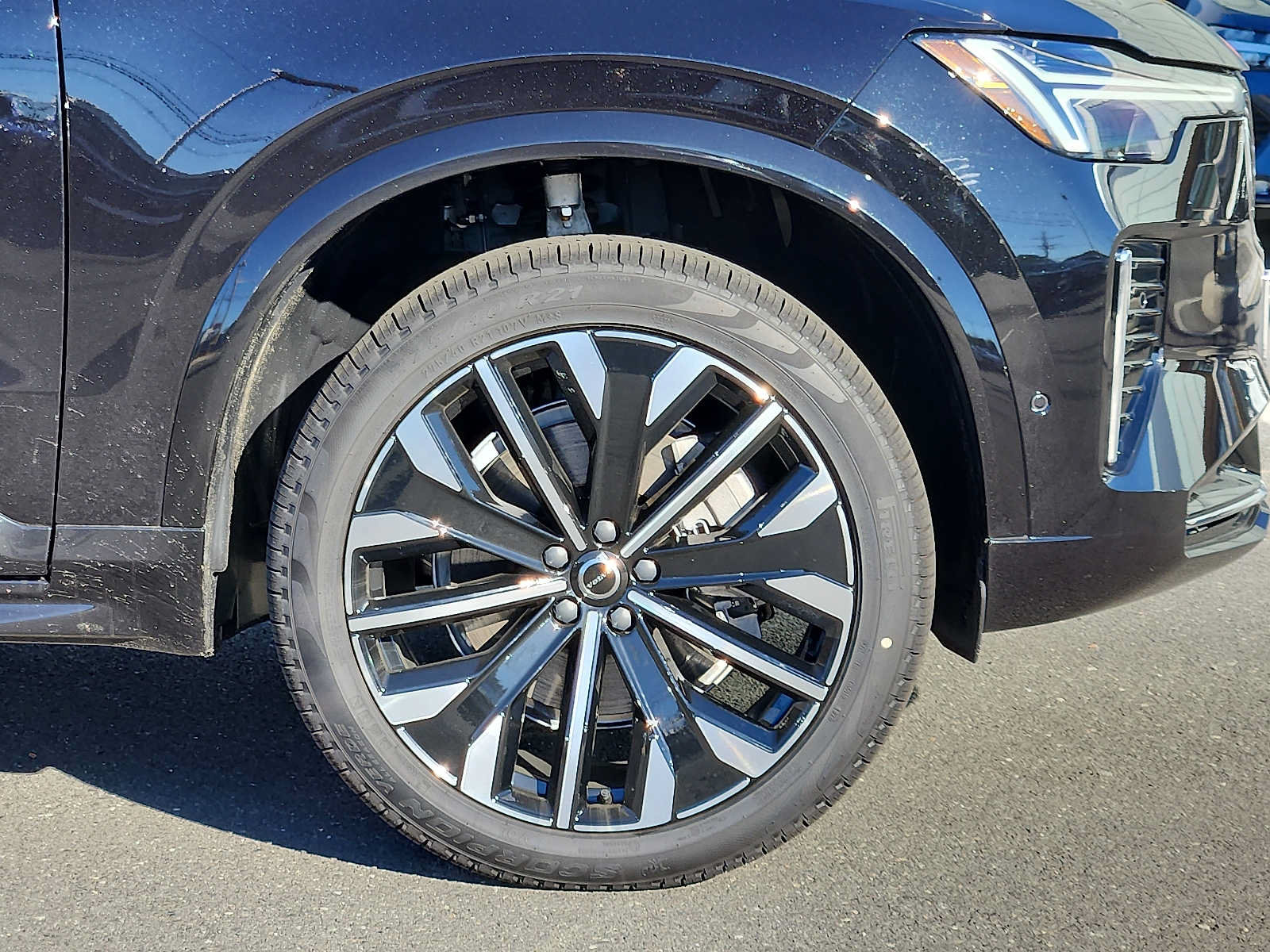 Used 2027 Volvo XC90 B6 Ultra AWD/4WD image 8