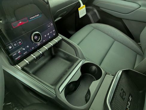 New 2026 GMC Terrain AT4 w/ Convenience Package III AWD/4WD image 23