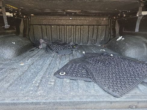 Used 2016 Toyota Tundra Limited AWD/4WD image 39