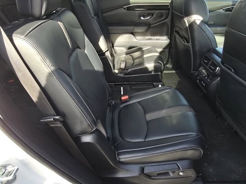 Used 2023 Honda Pilot Touring image 20