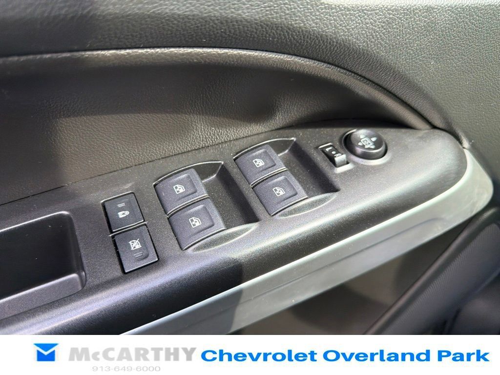Used 2022 Chevrolet Colorado ZR2 AWD/4WD image 16