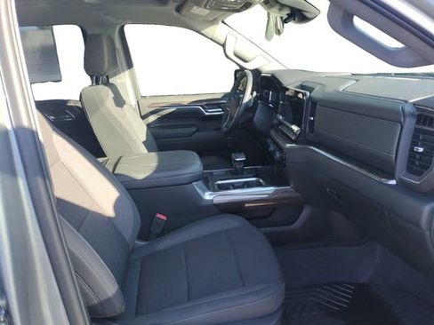 Used 2024 Chevrolet Silverado 1500 RST image 15