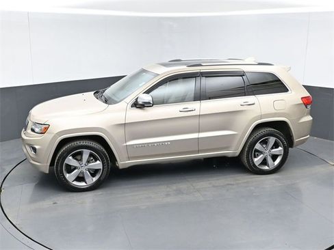 Used 2014 Jeep Grand Cherokee Overland w/ Advanced Technology Group image 43