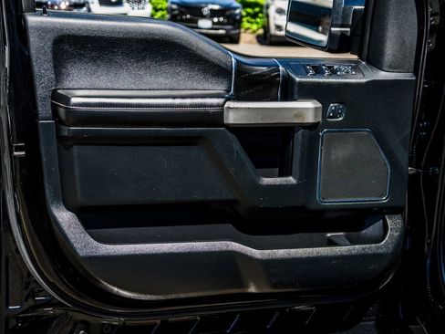 Used 2018 Ford F150 Platinum w/ Technology Package AWD/4WD image 23