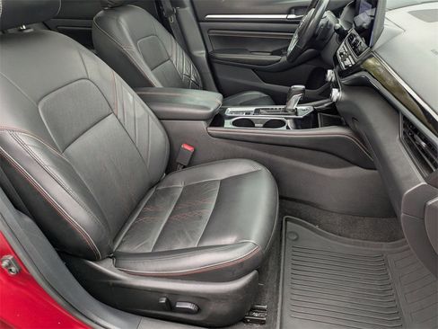 Used 2023 Nissan Altima 2.0 SR image 21