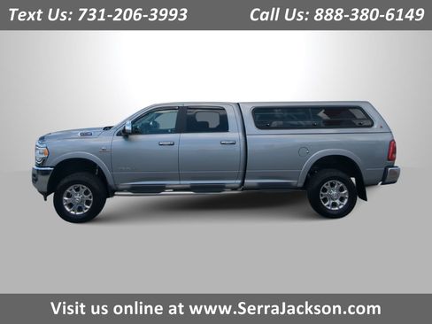 Used 2022 RAM 2500 Laramie AWD/4WD image 1