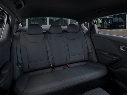 New 2026 Kia K4 LX image 17