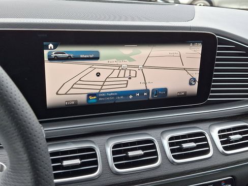 Used 2026 Mercedes-Benz GLS 450 4MATIC image 14