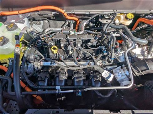 New 2025 Ford Maverick XL image 16