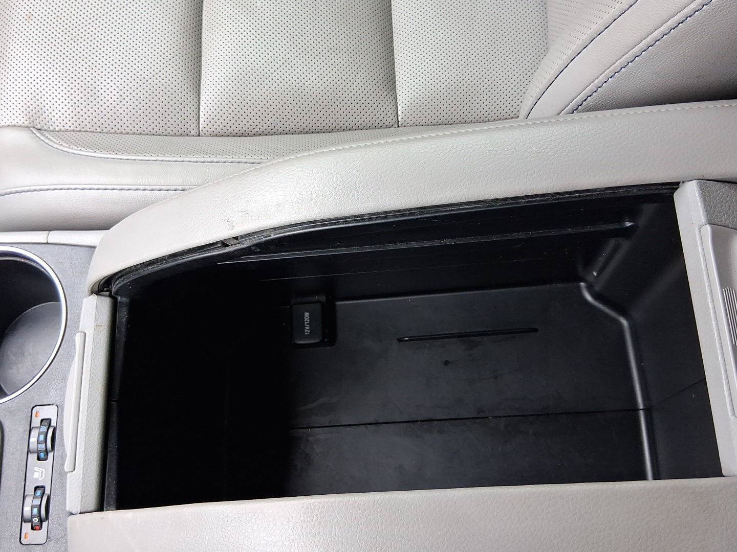 Used 2018 Toyota Highlander Limited FWD image 22
