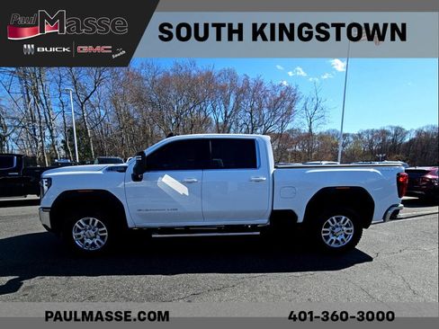 Used 2024 GMC Sierra 2500 SLE w/ Preferred Package AWD/4WD image 3