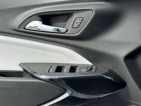 New 2026 Chevrolet Trax LT w/ Driver Confidence Package image 32