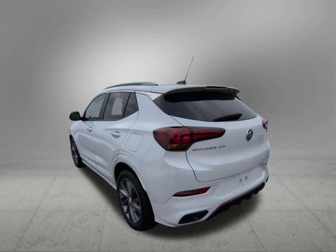 Used 2022 Buick Encore GX Select w/ Sport Touring Package image 4