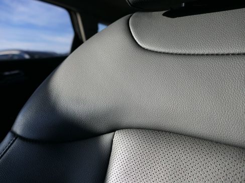 Used 2024 Kia Sportage SX Prestige image 11