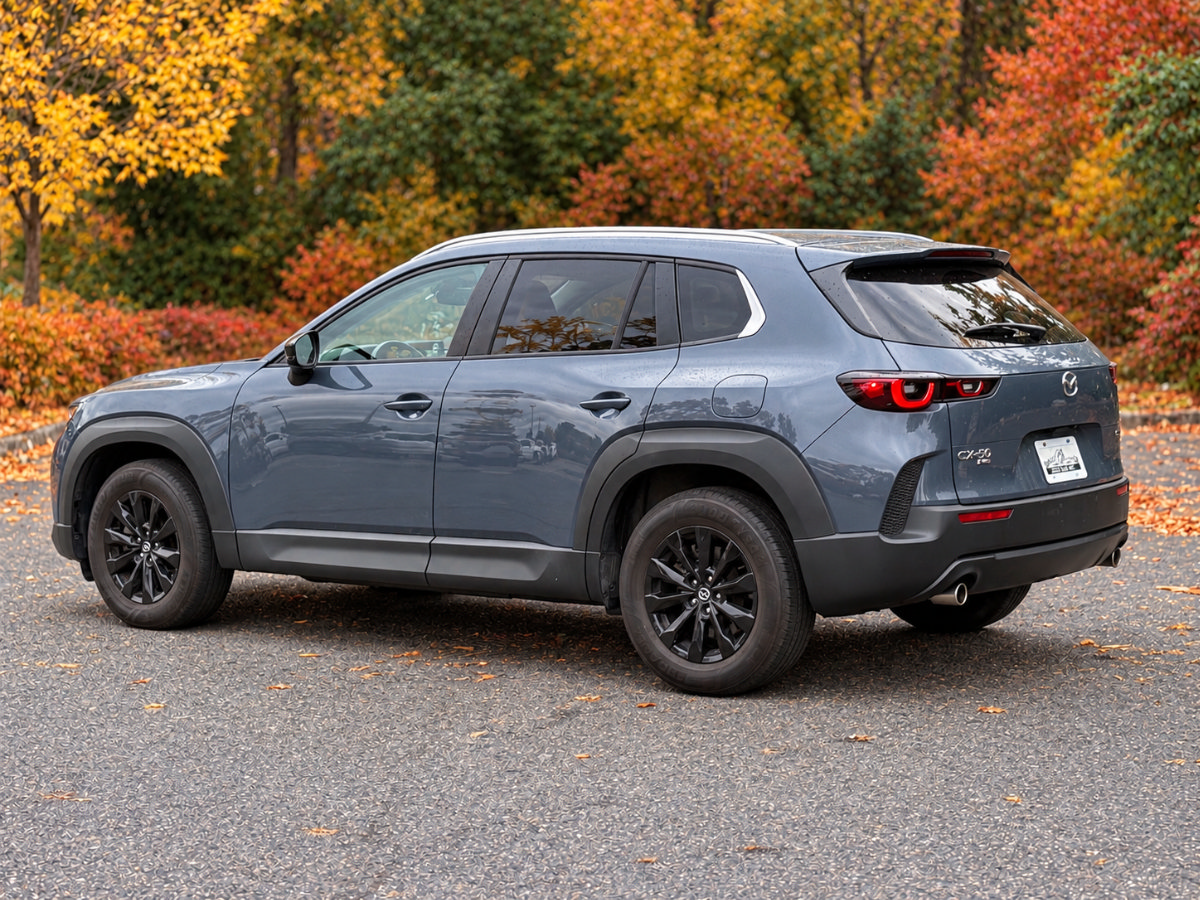 Used 2024 MAZDA CX-50 AWD 2.5 S w/ Weather Package image 5