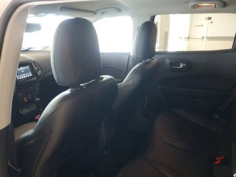 Used 2020 Jeep Compass Latitude image 15