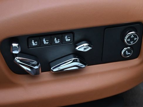 Used 2020 Bentley Flying Spur W12 AWD/4WD image 17