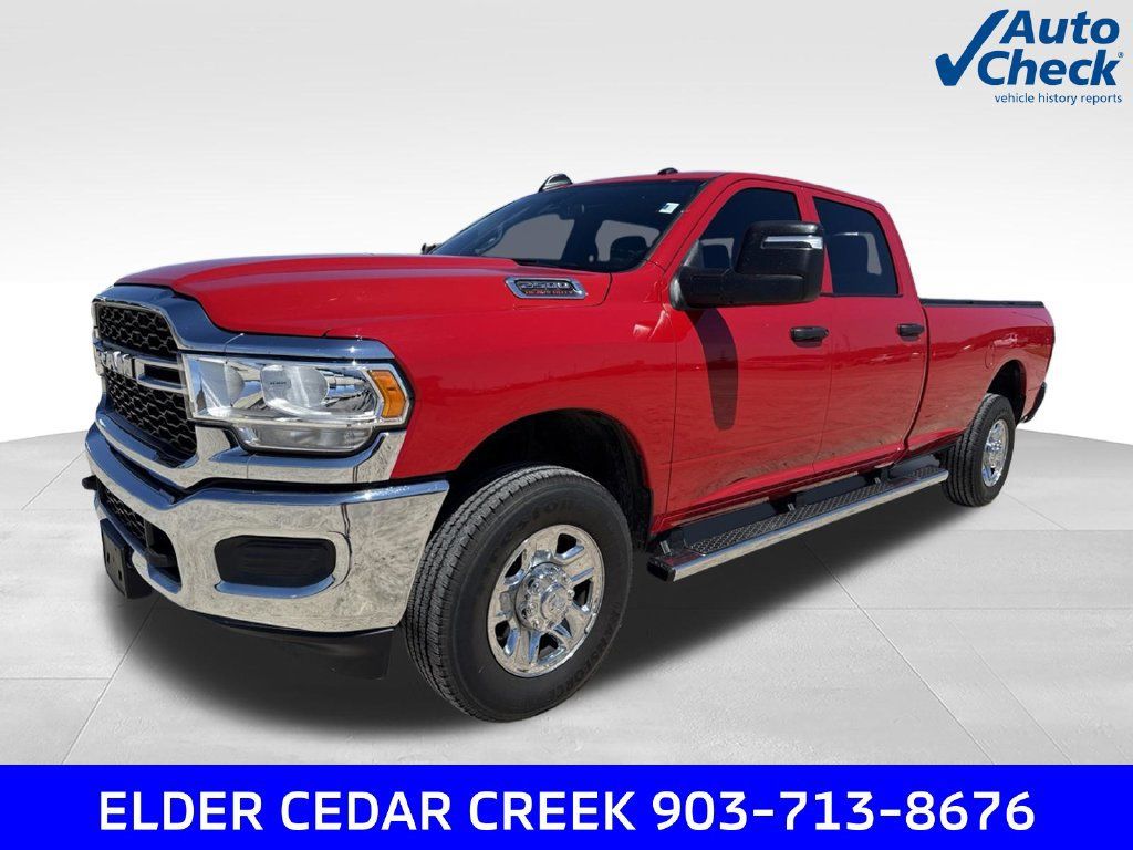 Used 2024 RAM 2500 Tradesman w/ Chrome Appearance Group AWD/4WD image 3