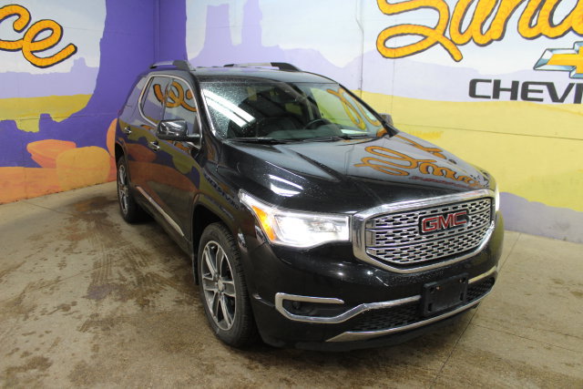 Used 2017 GMC Acadia Denali AWD/4WD image 2