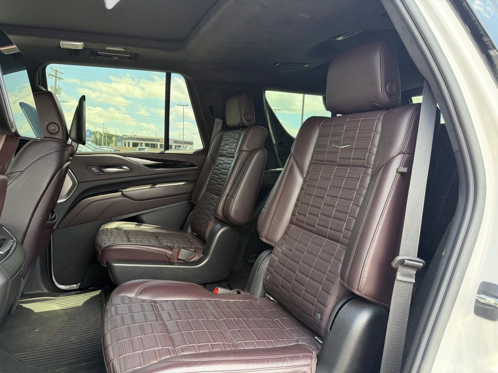 Used 2021 Cadillac Escalade Sport Platinum AWD/4WD image 27