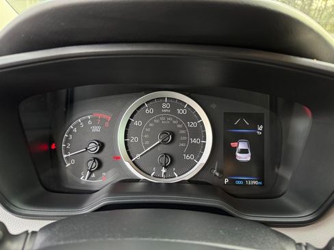 Used 2021 Toyota Corolla LE image 21