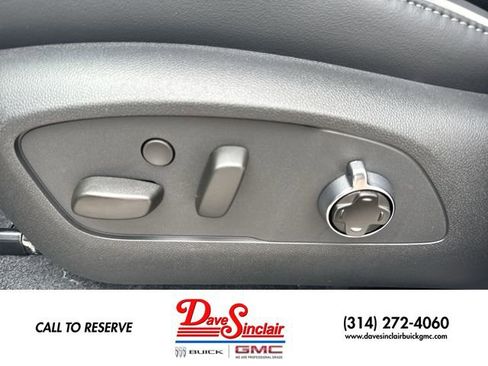 New 2026 Buick Enclave Avenir w/ Super Cruise Package AWD/4WD image 12