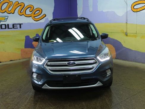 Used 2018 Ford Escape SEL image 3