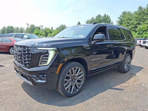 New 2026 GMC Yukon Denali Ultimate AWD/4WD image 2