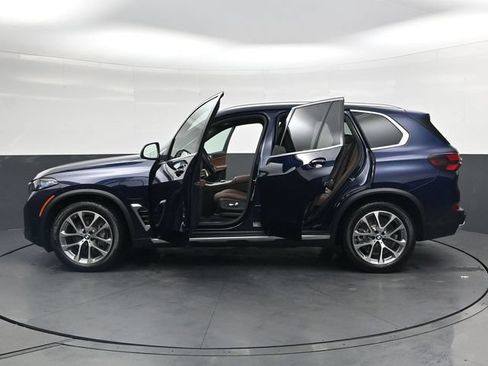New 2026 BMW X5 xDrive50e w/ Executive Package AWD/4WD image 40