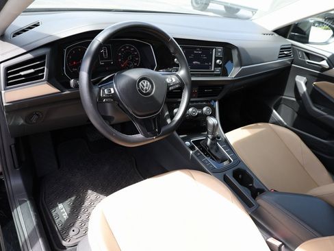 Used 2019 Volkswagen Jetta SE image 13