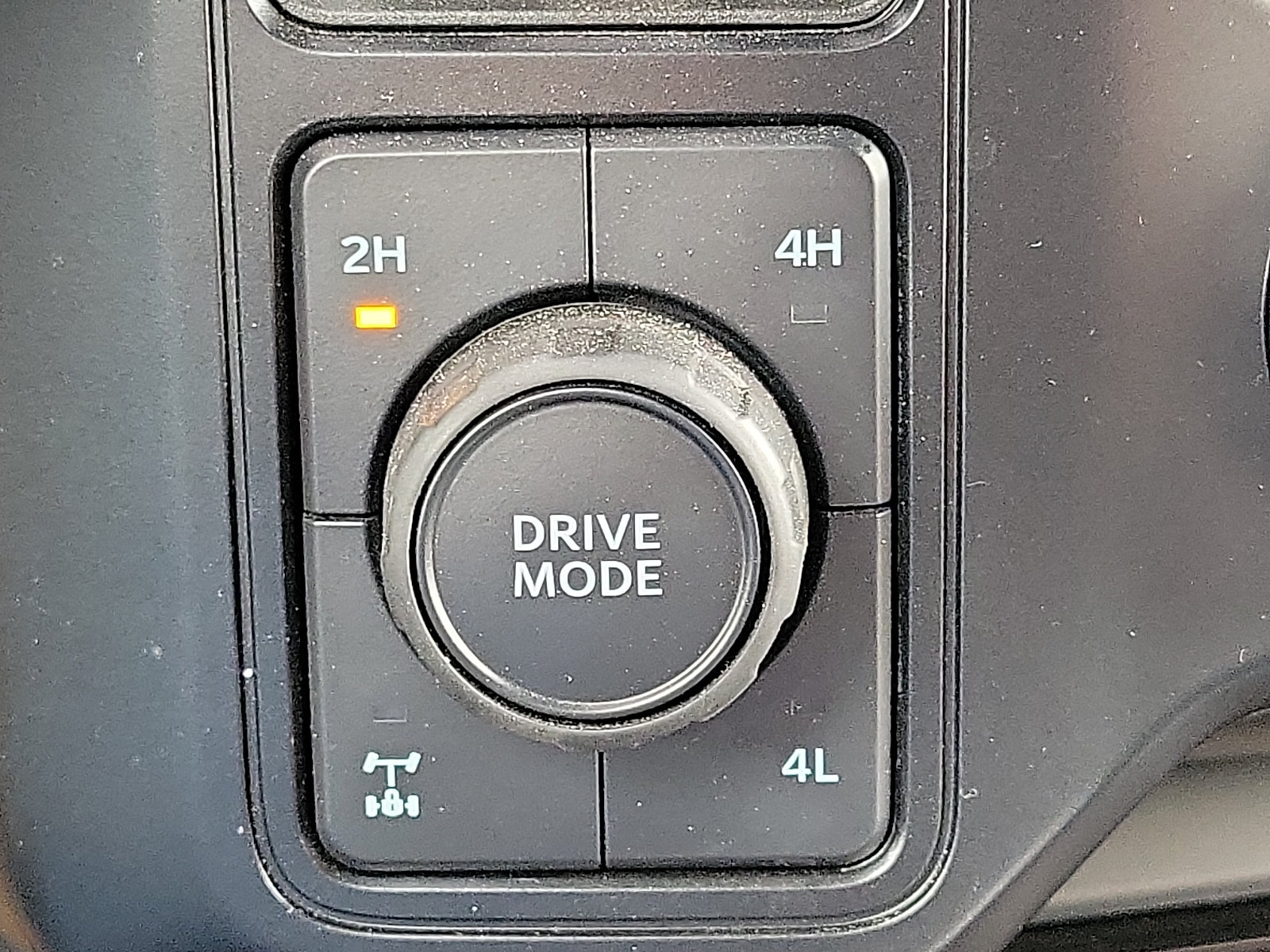 Used 2024 Ford F250 Lariat w/ Lariat Ultimate Package AWD/4WD image 16
