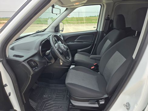 Used 2022 RAM ProMaster City Tradesman FWD image 9