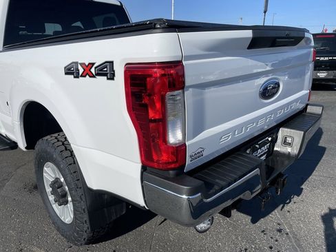 Used 2019 Ford F250 XLT image 38