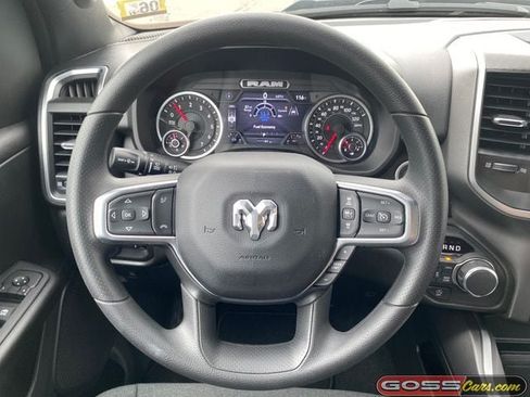 New 2026 RAM 1500 Express AWD/4WD image 16