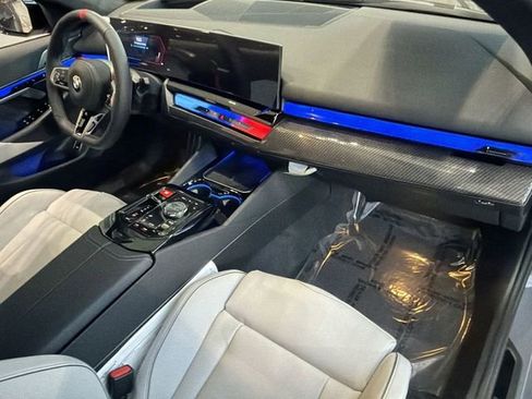 New 2026 BMW M5 w/ Executive Package image 10