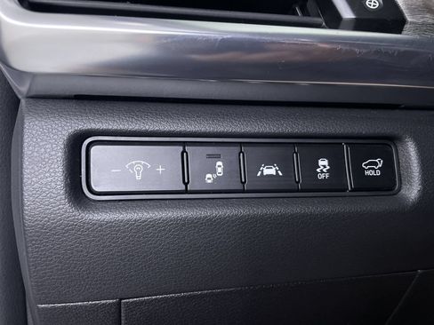 Used 2022 Kia Telluride EX w/ EX Premium Package AWD/4WD image 28
